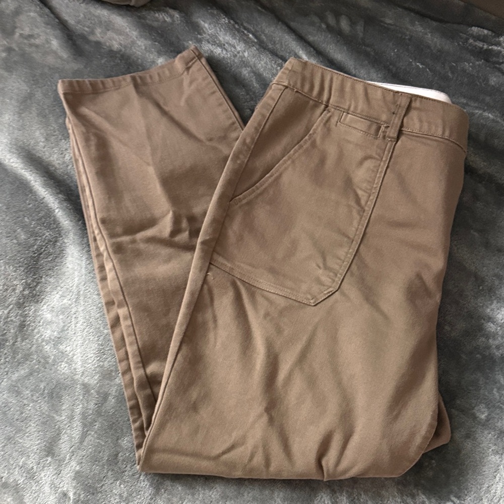 Briggs New York Men's Tan Chinos